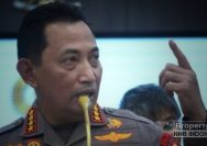 Kapolri Soroti Dugaan Penebangan Liar di Balik Tumpukan Kayu Banjir Sumatera